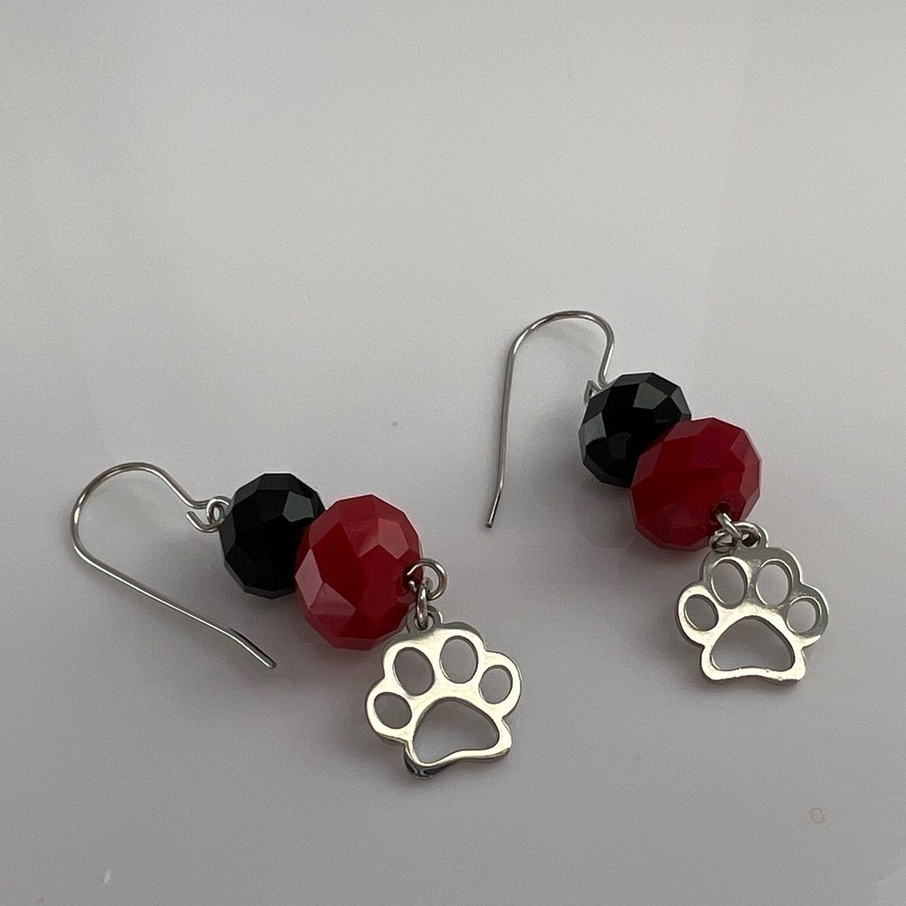 Black & Red Dangle Earrings with Paw Charms - Picture 11 of 11